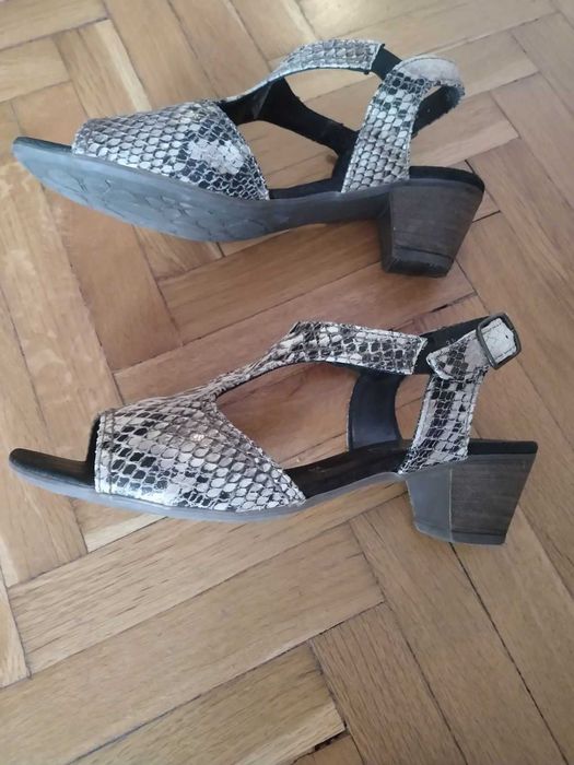 Сандали шагрен на немския бранд ARA, номер 36, ширина H