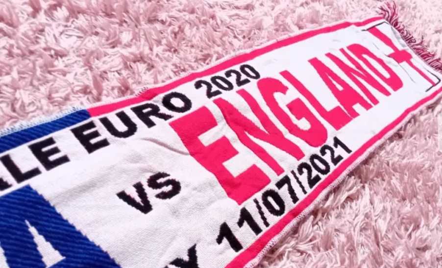 Уникален шал на финала на Евро 2020 - Италия/Англия