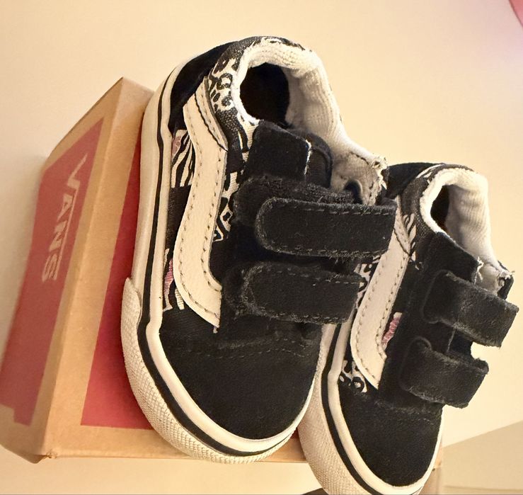 Vans за момиче 18 номер