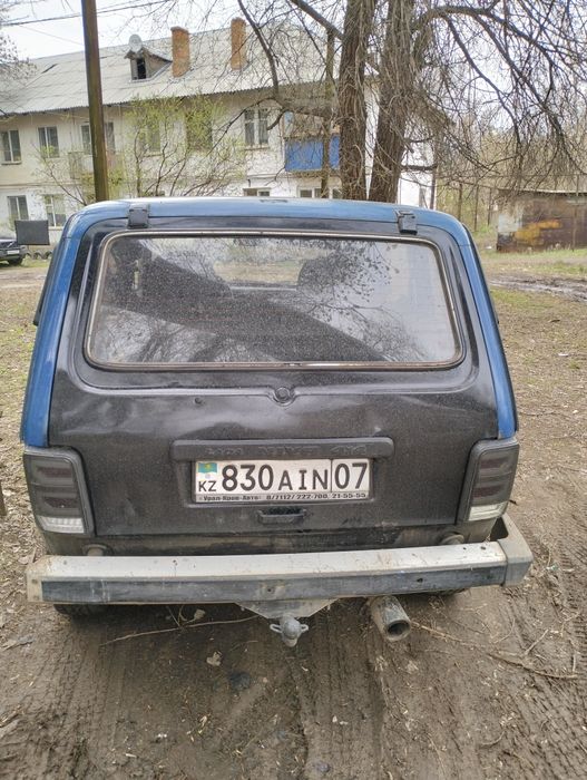 Продам Ниву 5д 2001 года