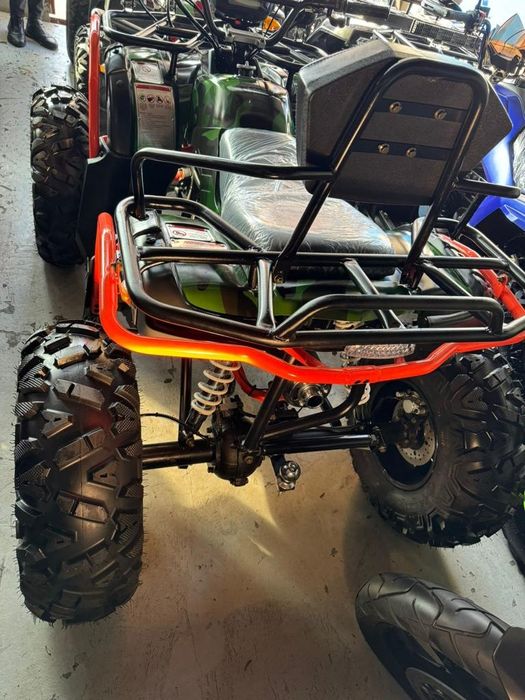 Продам полно приводный квадроцикл