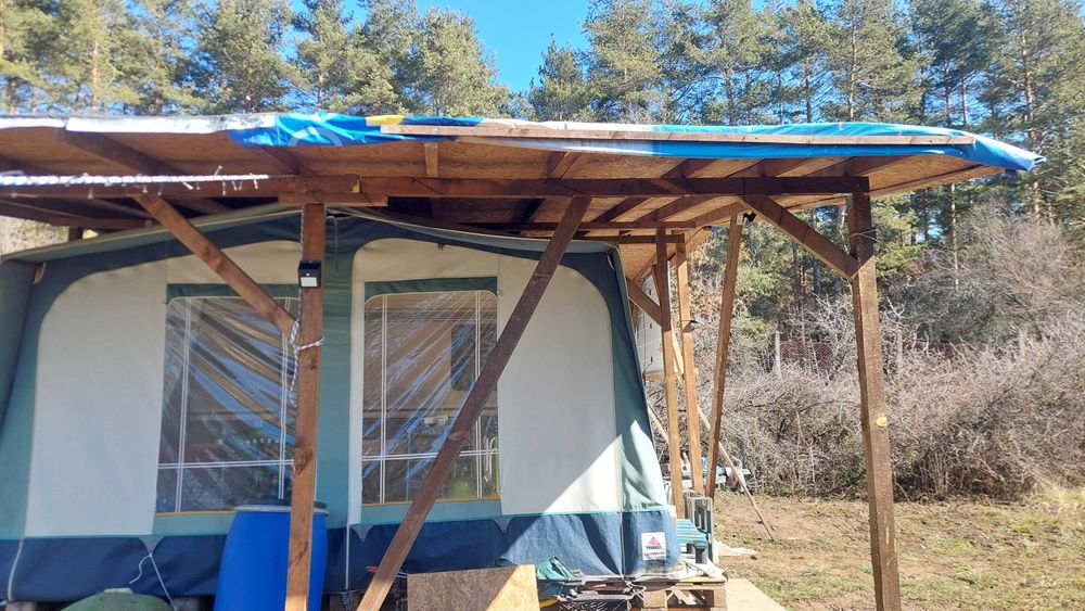 Каравана на язовир Искър