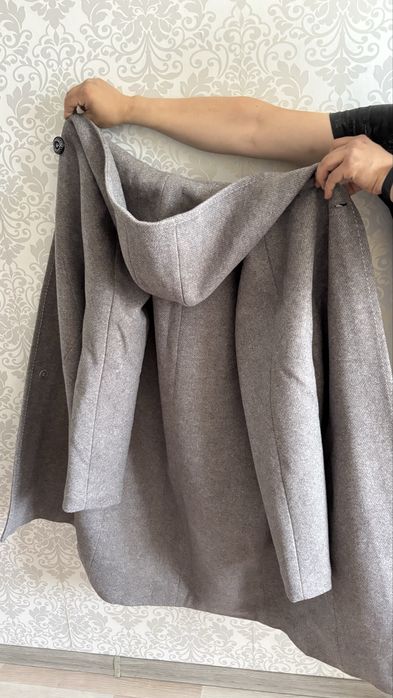 Пальто 56 размер не одеванное