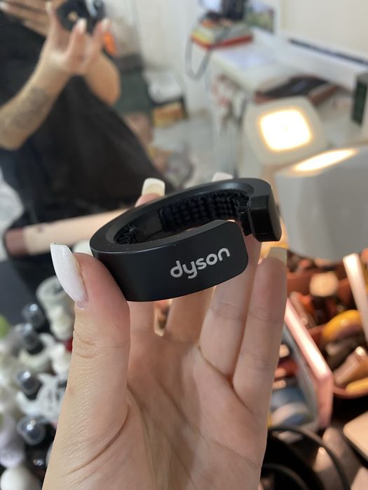 Dyson Sakura в идеальном состоянии