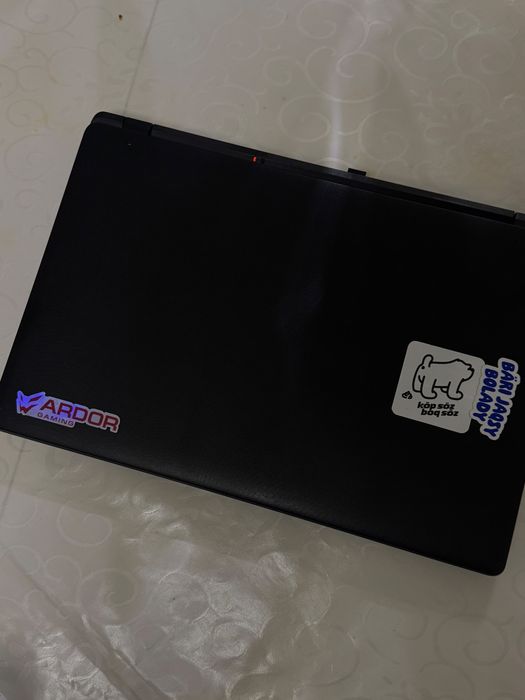 Acer Aspire E1-512