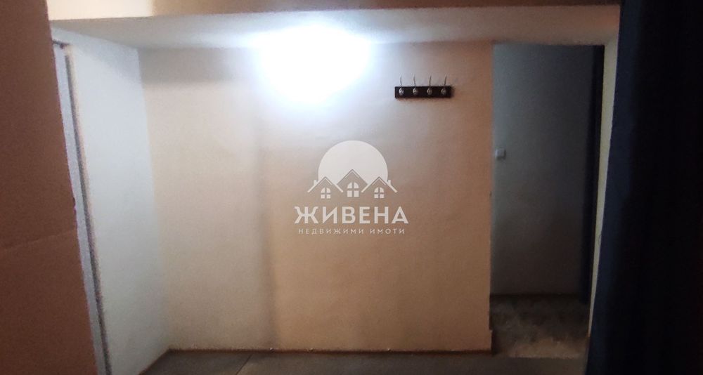 Дава се под наем Офис в Варна, Колхозен пазар - 43 кв.м за 256 € - Снимка #5