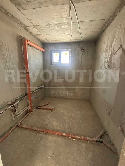 Двуетажна къща в с. Гурмазово