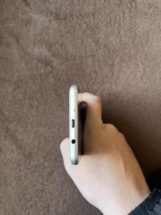 Vand telefon samsung galaxy j5 2016