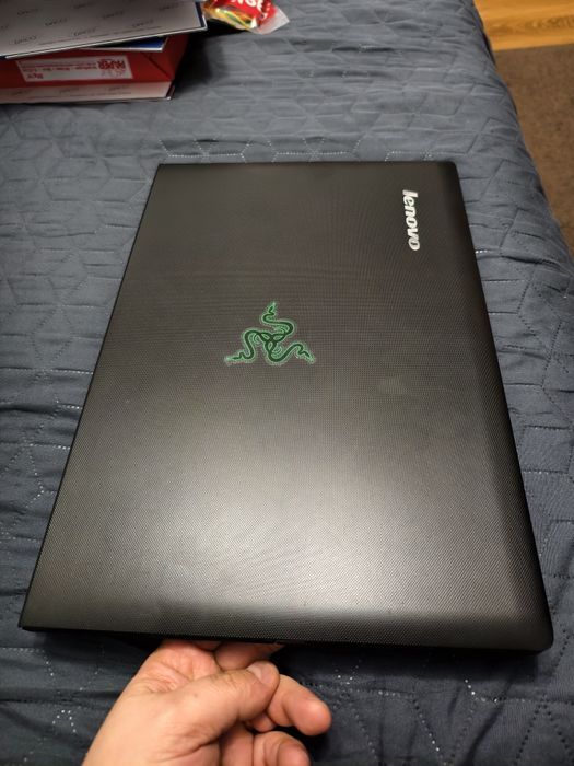 Laptop Lenovo G50-80 GPU dedicat Radeon R5 2gb