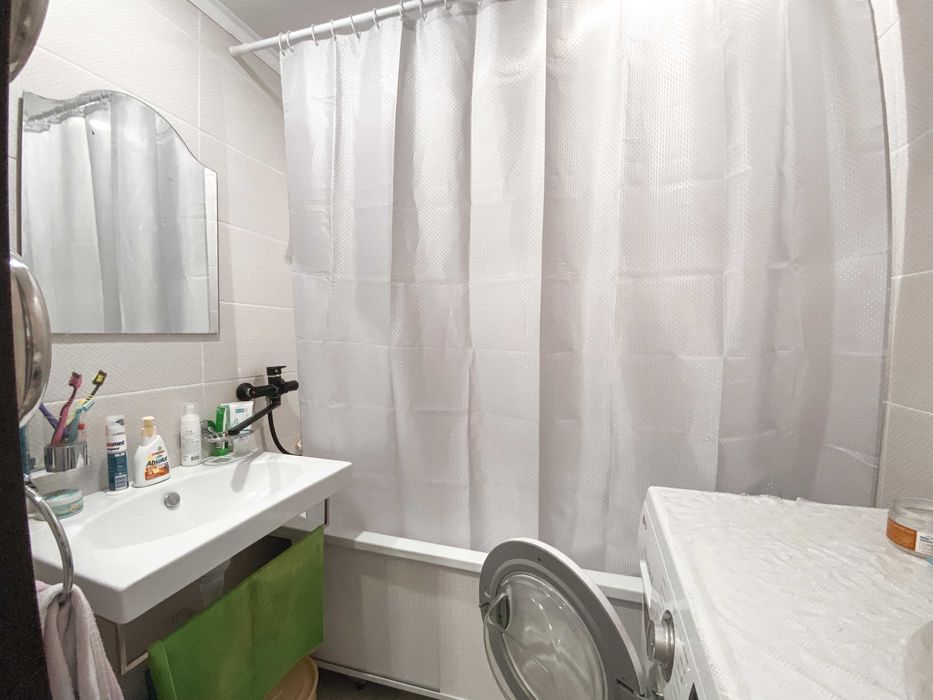 Продам 4-х комнатную квартиру