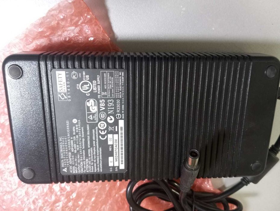 на моно-блок БЛОК ПИТАНИЯ  230W