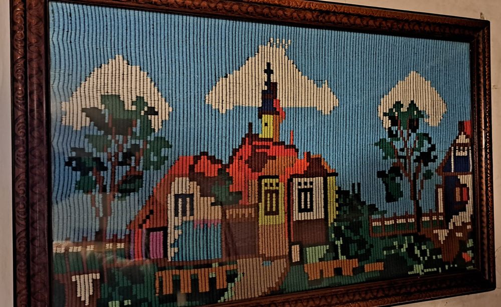 Tablouri vechi, cusute