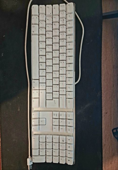 Tastatura apple stare buna