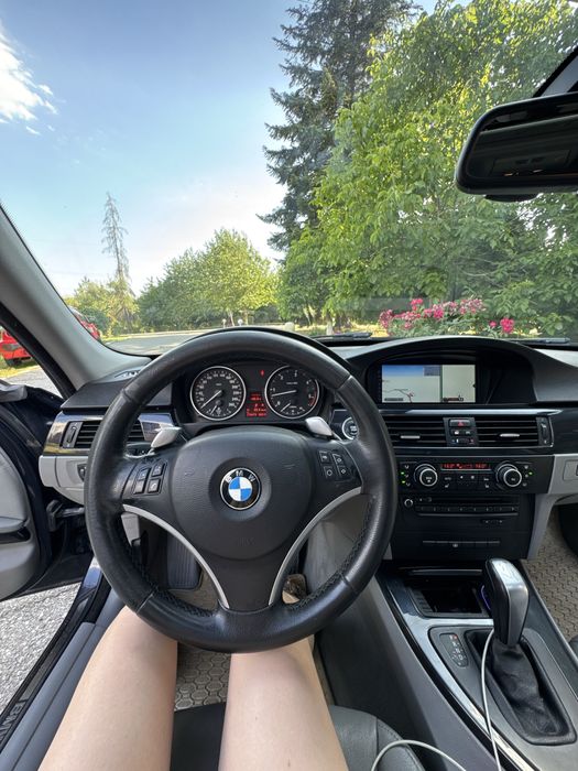 BMW 325d – 3.0 diesel / Automată / Full Option / An 2010