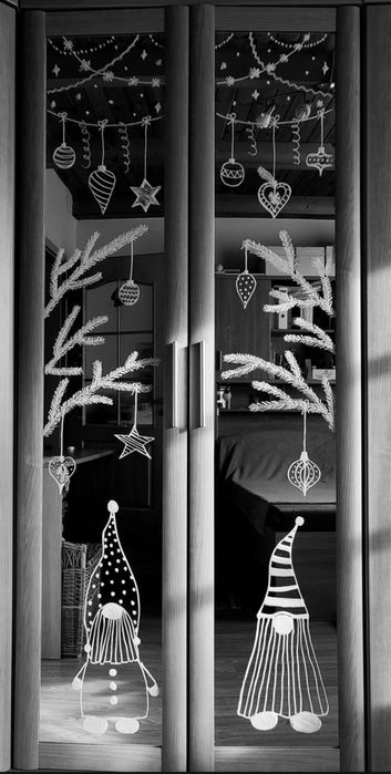 рисунки на окнах/ стенах/ интерьерные картины