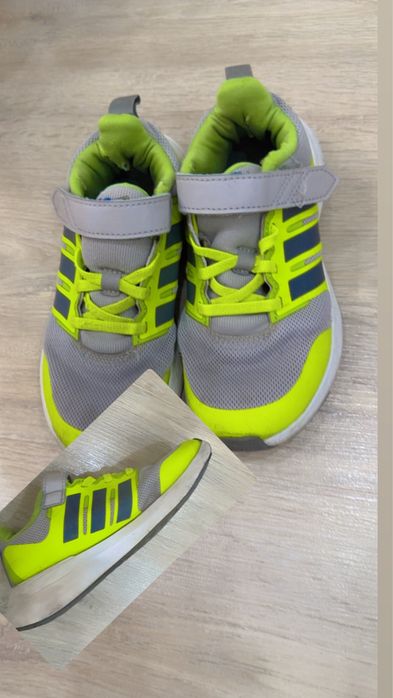 кросовка 29 размер. Adidas