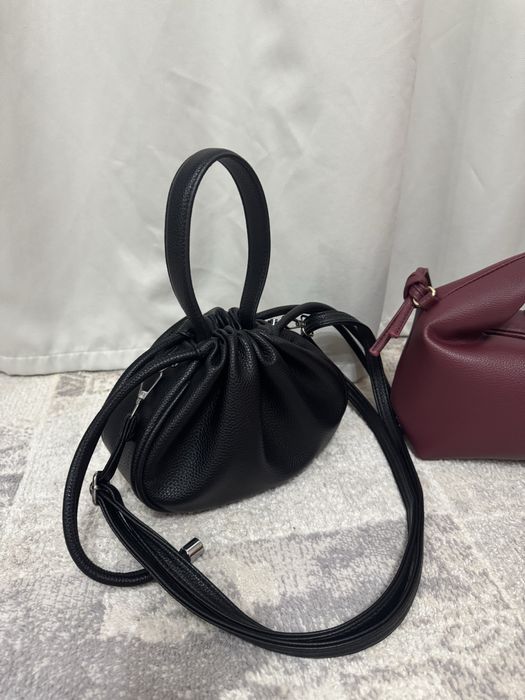 Сумку женскую продам