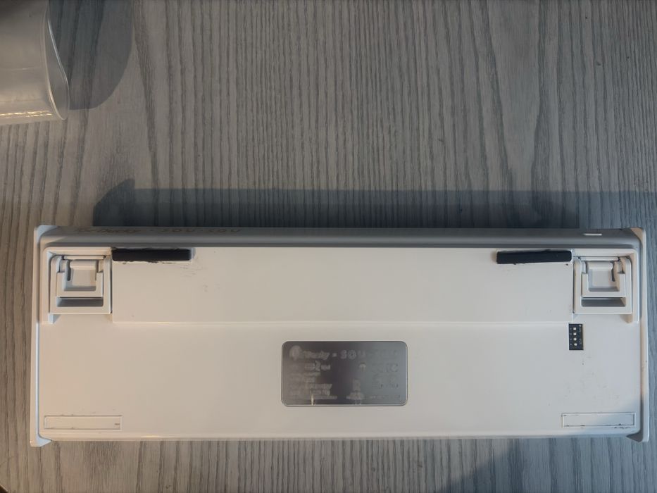 Механична клавиатура Ducky SOU SOU – 60%, перфектно състояние