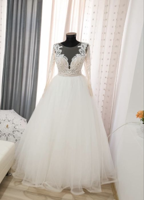 Rochie mireasa,1500 lei