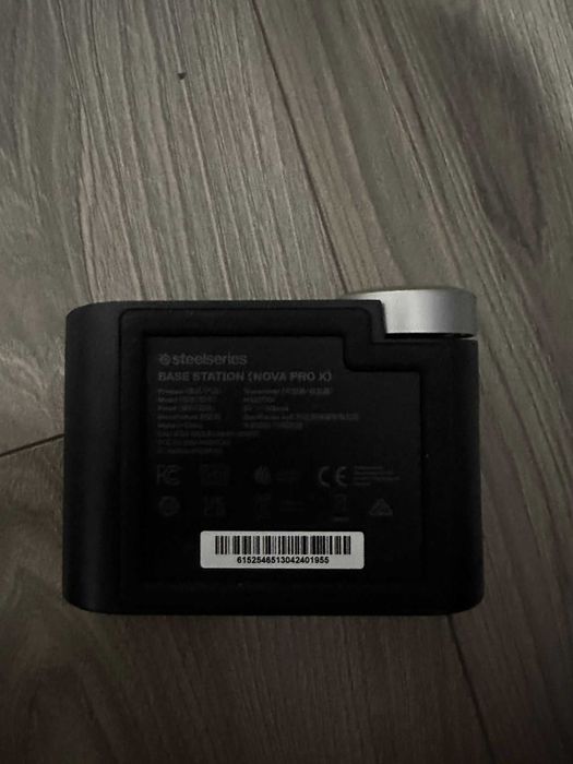 SteelSeries Artics Nova Pro Wireless Albe