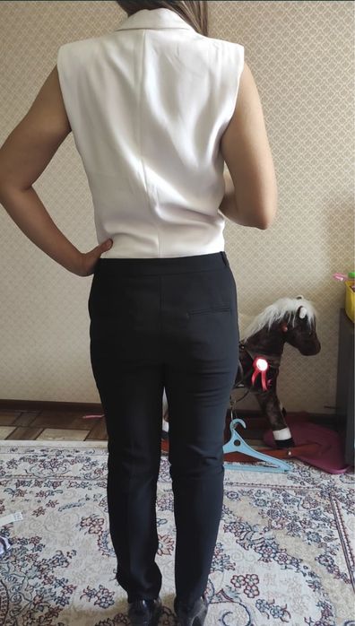 Продам комбинезон от Zara классический