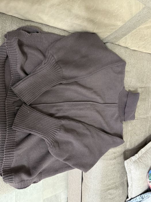 Продам женский свитер