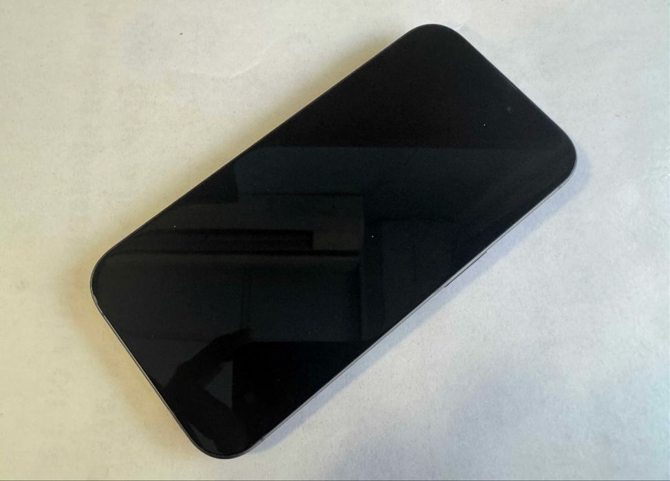 продавам iphone17 в много добро състояние