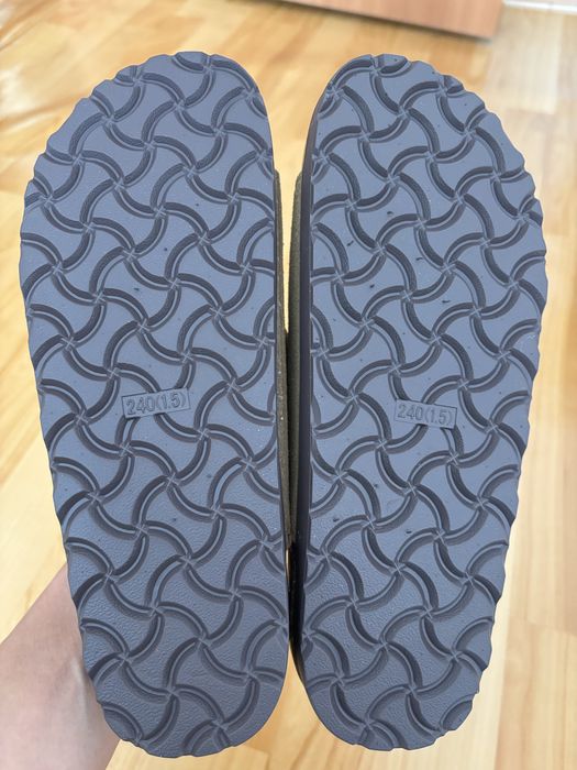 Женская новая обувь