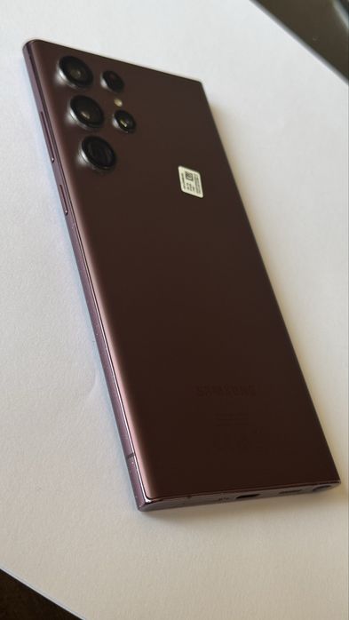 Samsung S22 Ultra  Burgundy