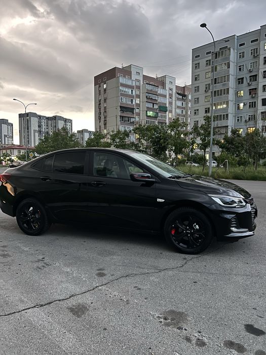 Chevrolet Onix Redline