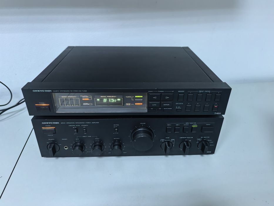 Amplificator Onkyo Integra A8015 si tuner T4015 made in Japan