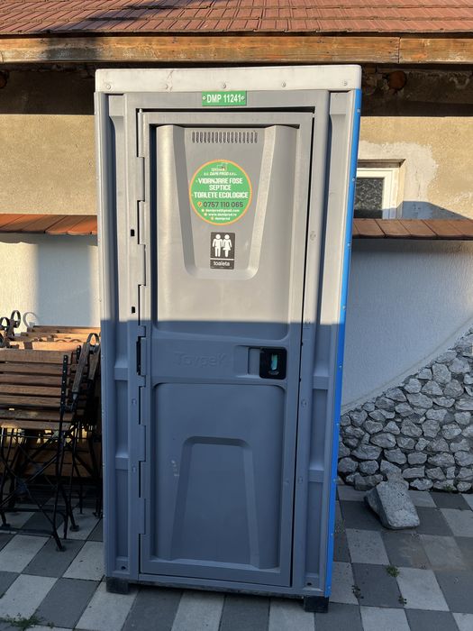 Toaletă ecologică
