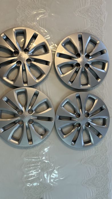 Оригинальные колпаки на KIA Rio 2019