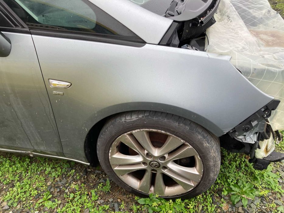 Калник калници опел зафира турер тоурер ц zafira c ляв