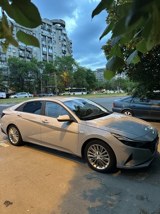 Hyundai Elantra 2023