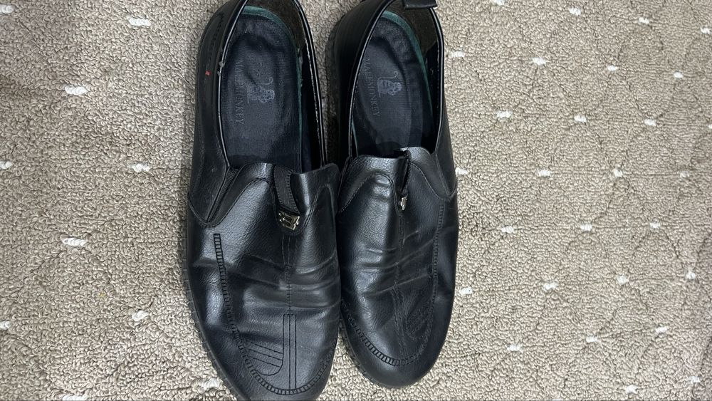 Мужской обувь две пары