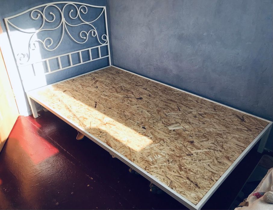 Кровать новая кованая