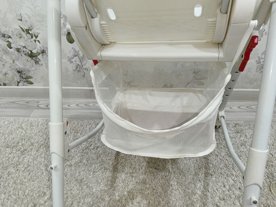 Продам детский стульчик для кормления