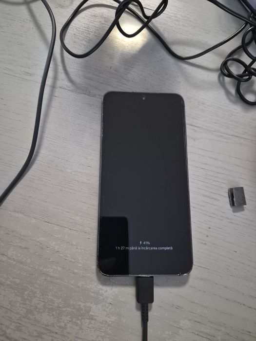 Samsung S23 impecabil