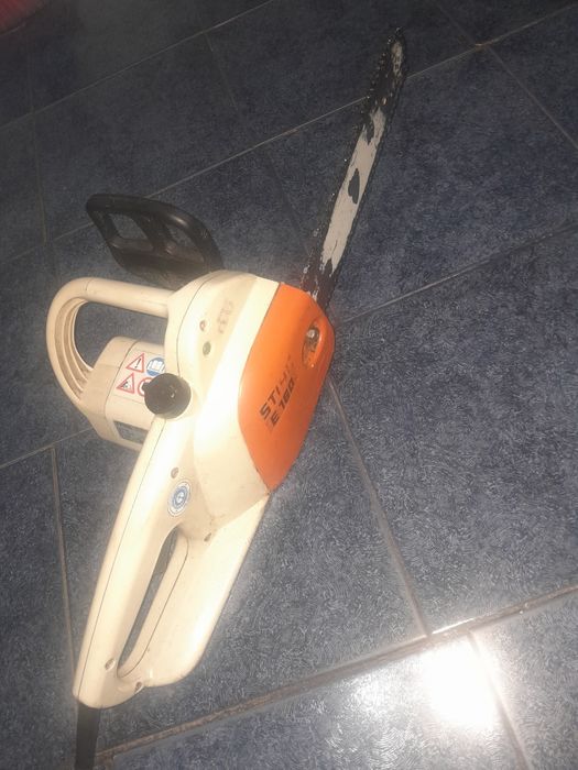 Drujbă electrică stihl 250 Lei ușor negociabil