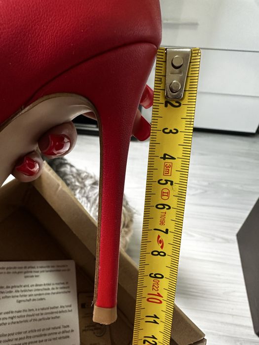 Високи обувки Steve Madden