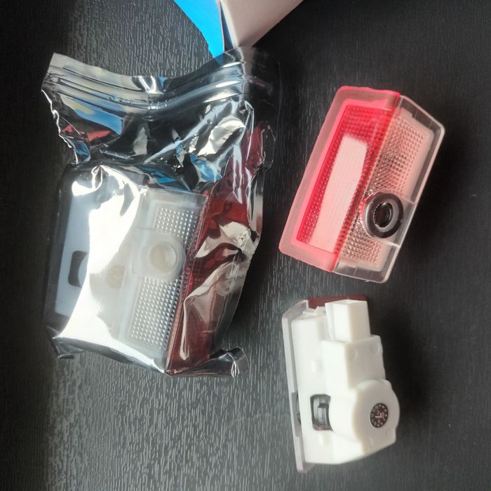 Set 4 lampi led cu proiector logo  - Mercedes