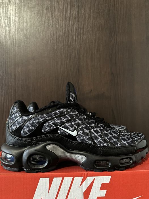 Nike Air Max Plus France - 40,41,42,43
