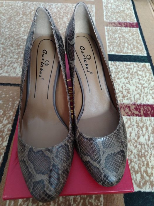 Продам туфли кожаные