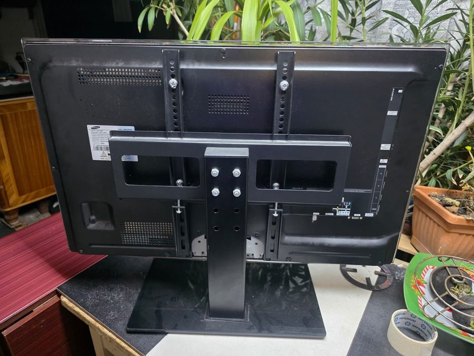 Vand tv Samsung diagonala 81 cm