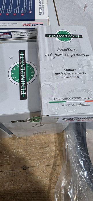 Set motor tractor fiat 312 312R fiat 411.415 import Italia original cu