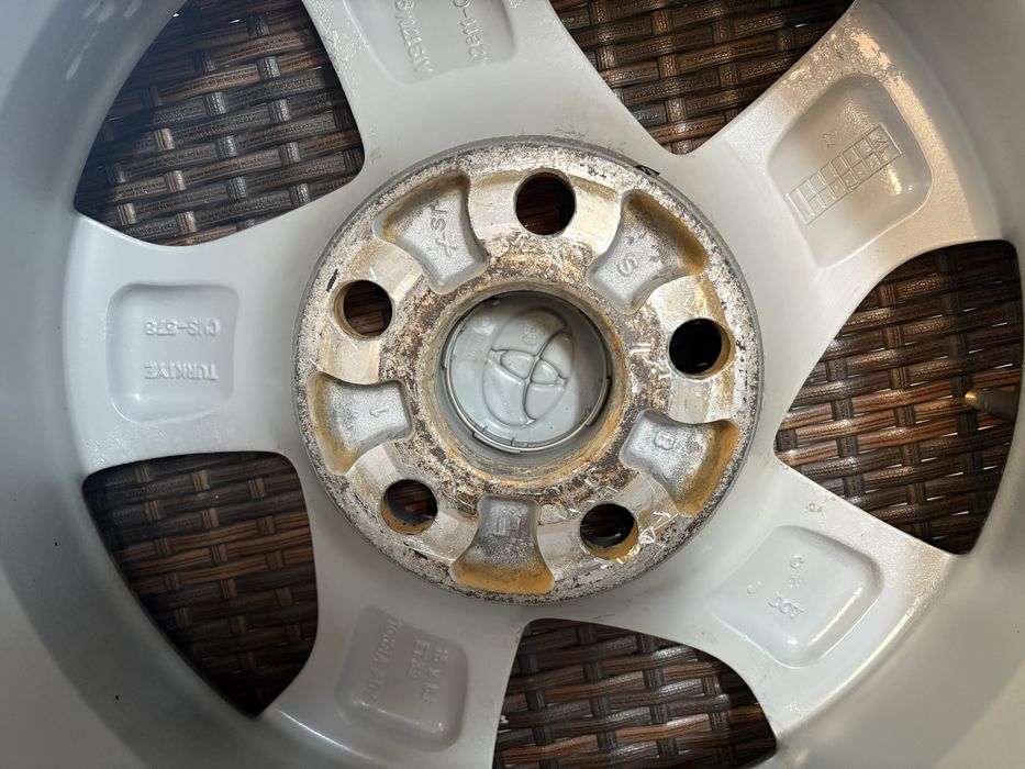 Оригинални джанти Toyota Auris / Тойота 15" 5х114.3