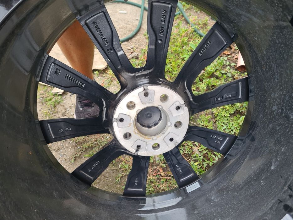 Оригиналти нови джанти с нови гуми за BMW X5, X6, X7 
 20 цола на