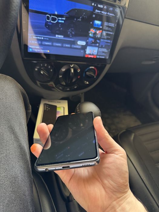 Samsung A52 .       .