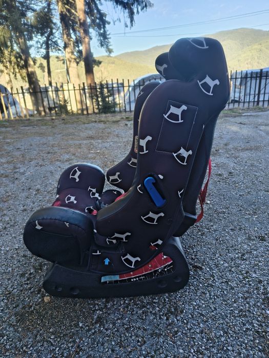 Детско столче за кола Chipolino trax.